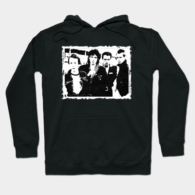 the clash Hoodie by Apri